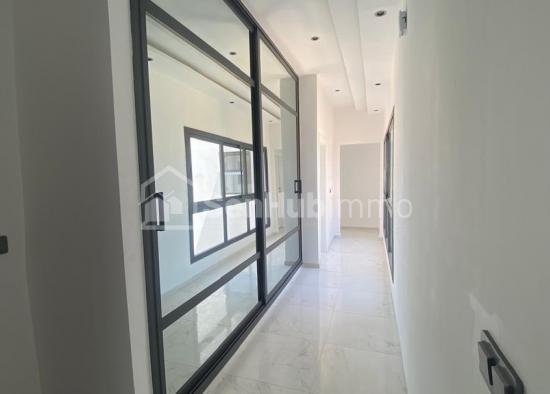 APPARTEMENT à louer Cité SOCABEG NGOR ALMADIES
