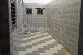 Villa basse a vendre Sicap Mbao